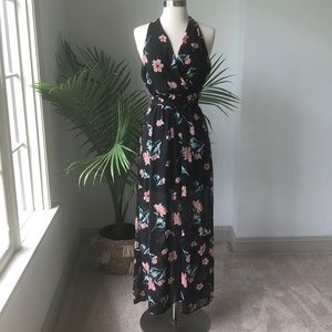 ☀️ 4/$20 Sale •Sienna Sky halter floral maxi dress